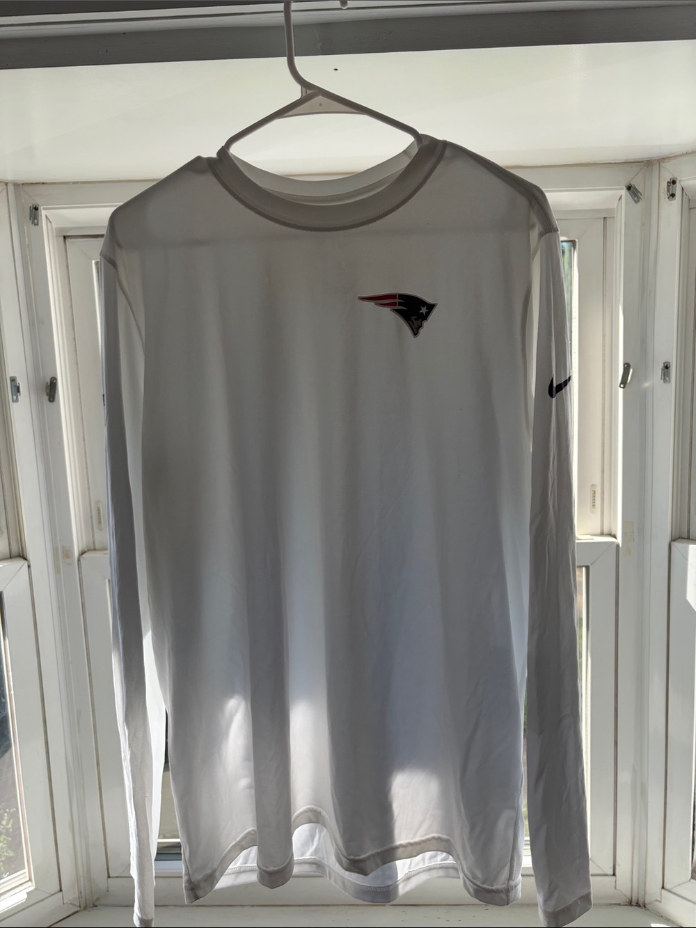 Nike White Long-Sleeve Patriots Performance Top